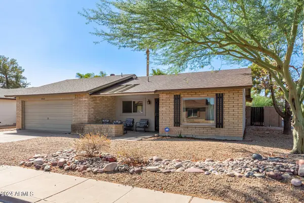 2443 W NOPAL Avenue, Mesa, AZ 85202