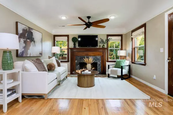 2221 W Pleasanton, Boise, ID 83702-000