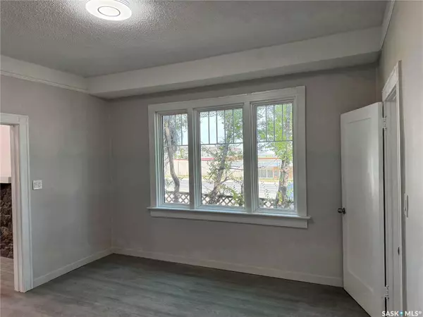 101 28th STREET W, Saskatoon, SK S7L 0K1