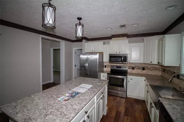 10460 Colworth Place, Keithville, LA 71047