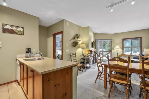 3190 Creekside Way #102, Sun Peaks, BC V0E 1Z1