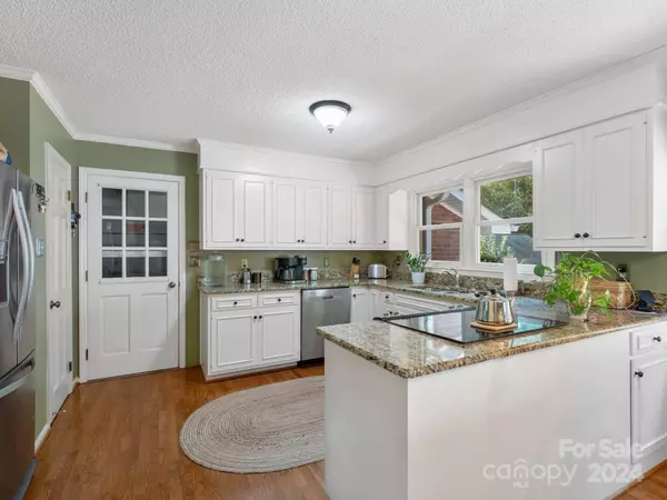 12701 Hashanli PL, Matthews, NC 28105