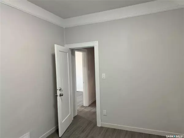 101 28th STREET W, Saskatoon, SK S7L 0K1