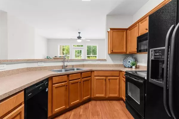 1975 Nocturne DR #2106, Alpharetta, GA 30009