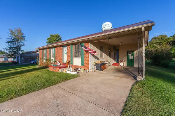 153 Maywood DR, Martin, TN 38237