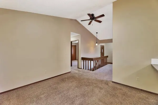 736 Sullivan Dr, Mulvane, KS 67110