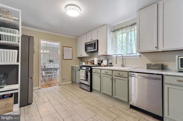 341 FREAR DR, Dover, DE 19901