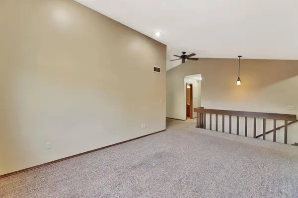 736 Sullivan Dr, Mulvane, KS 67110