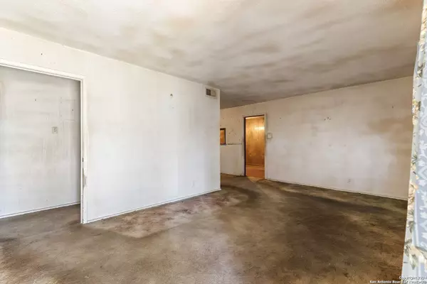 3406 KILDARE AVE, San Antonio, TX 78223-2424