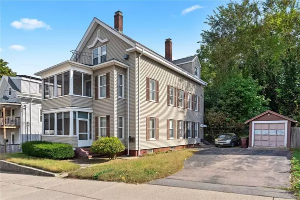 42 Grove ST, Woonsocket, RI 02895