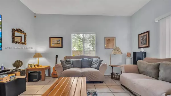 16233 SW 54th Ter, Miami, FL 33185