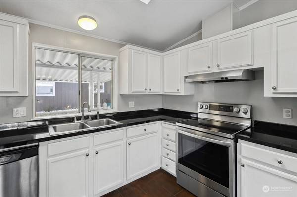 1120 S 25th ST #26, Mount Vernon, WA 98274