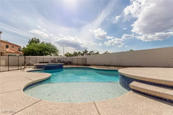 8448 Bay Point Drive, Las Vegas, NV 89128