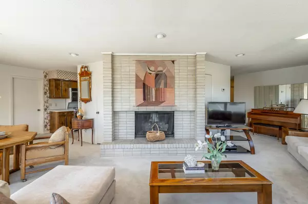 2523 Hunt Heights DR, Soddy-daisy, TN 37379