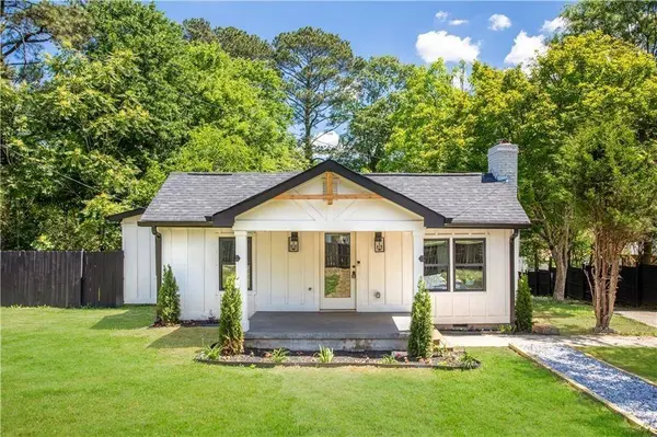 305 Hemphill School RD NW, Atlanta, GA 30331