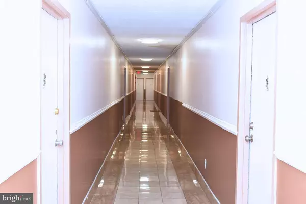 1836 METZEROTT RD #1218, Adelphi, MD 20783