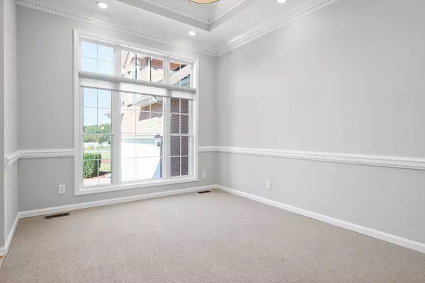 3194 Quincy Ln, Clarksville, TN 37043