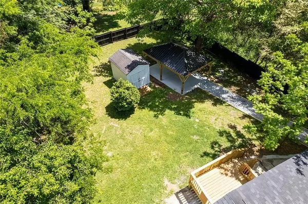 305 Hemphill School RD NW, Atlanta, GA 30331