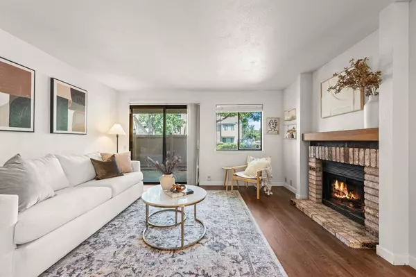 2280 Hurley WAY #33, Sacramento, CA 95825