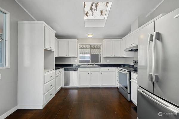 1120 S 25th ST #26, Mount Vernon, WA 98274