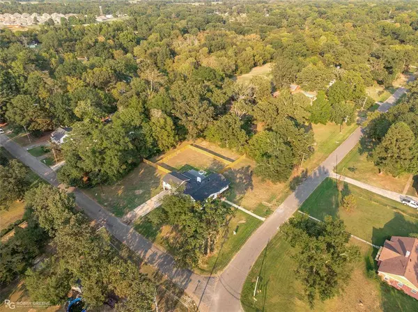 850 Lincoln Drive, Shreveport, LA 71107