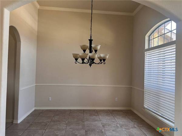 5104 Generations DR, Killeen, TX 76549