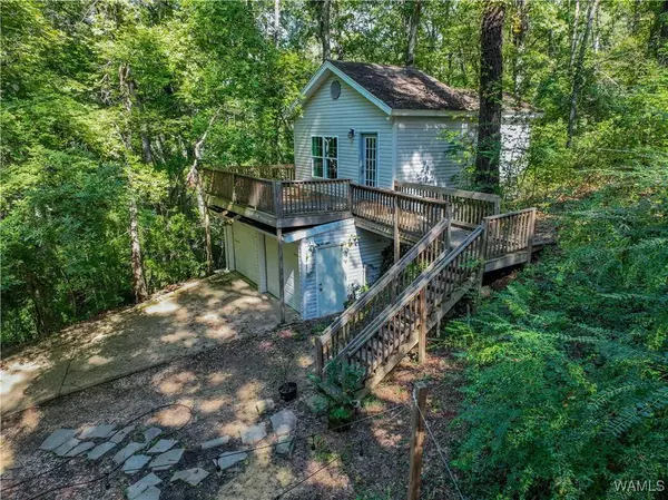 14993 Carmen DR, Northport, AL 35475