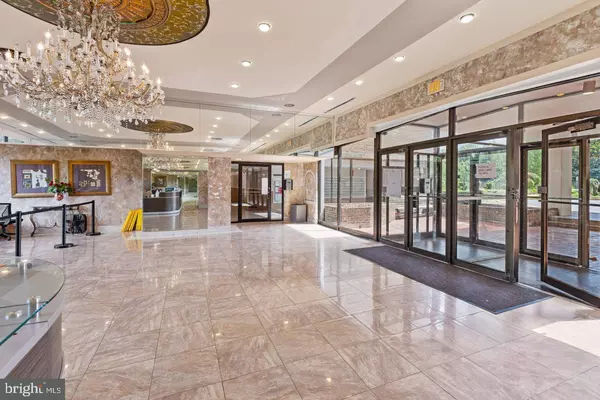 1836 METZEROTT RD #1218, Adelphi, MD 20783