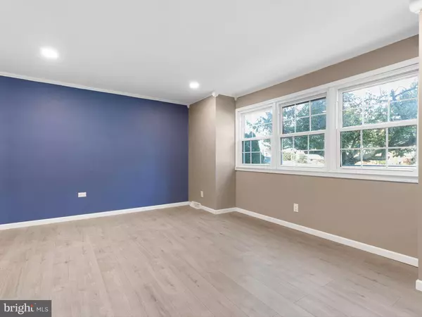 2608 LAMPER LN, Wilmington, DE 19808