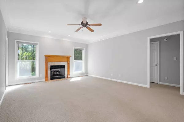 3194 Quincy Ln, Clarksville, TN 37043