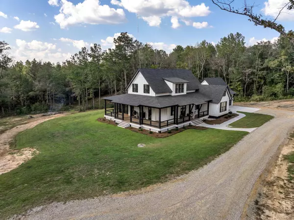 663 Lynn Ray Rd., Petal, MS 39465
