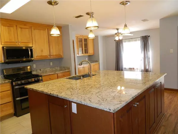 4136 Morhaven DR, Mobile, AL 36605