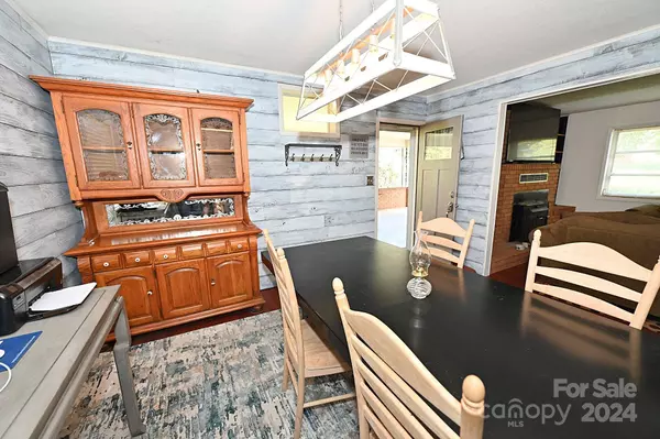 4625 Callaway DR, Valdese, NC 28690