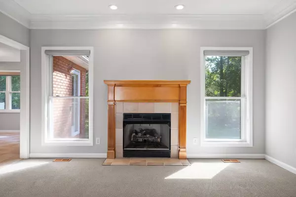 3194 Quincy Ln, Clarksville, TN 37043