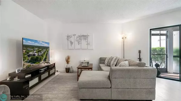 6555 W Broward Blvd  #112, Plantation, FL 33317