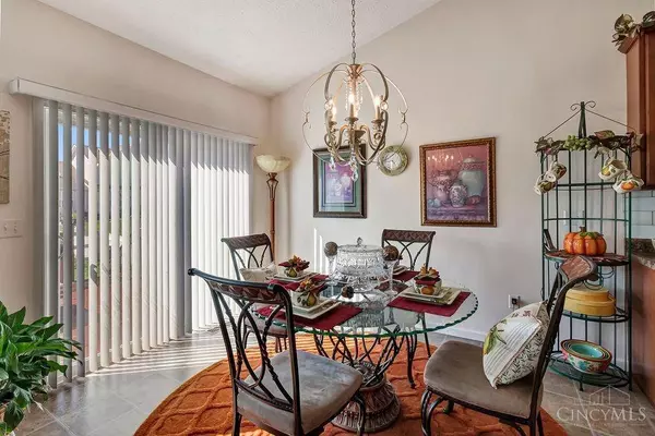 6585 Holly Ln, Fairfield Twp, OH 45011