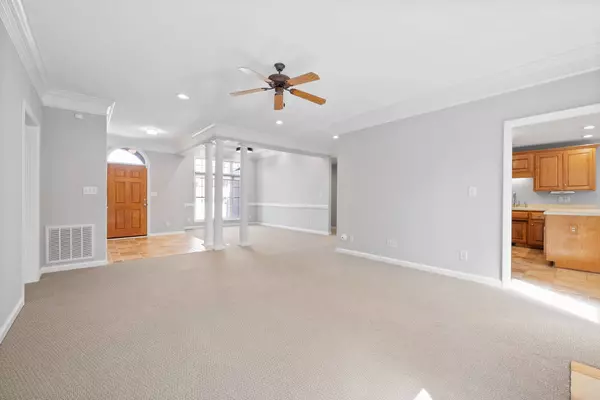 3194 Quincy Ln, Clarksville, TN 37043