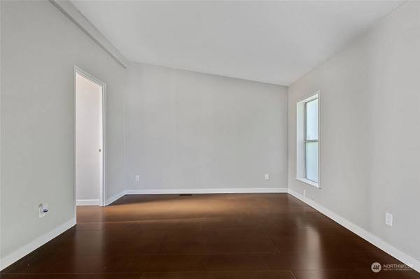 1120 S 25th ST #26, Mount Vernon, WA 98274