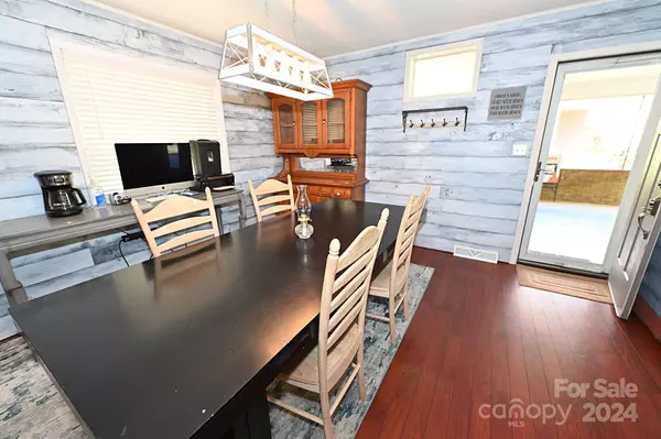 4625 Callaway DR, Valdese, NC 28690