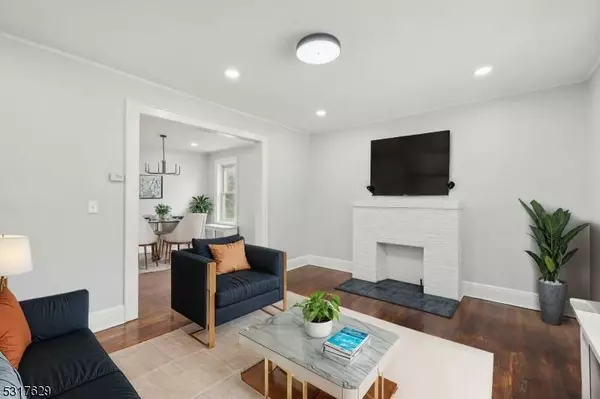 33 Edgerton Ter, East Orange City, NJ 07017