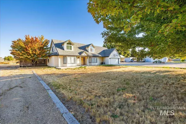 880 W Main Street, Middleton, ID 83644