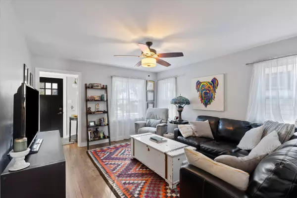 3937 S 1st Unit 3937A, Milwaukee, WI 53207