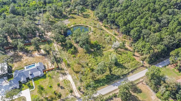 21509 Roberts Cemetery RD, Hockley, TX 77447