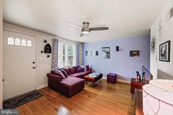 7425 HOLABIRD, Dundalk, MD 21222