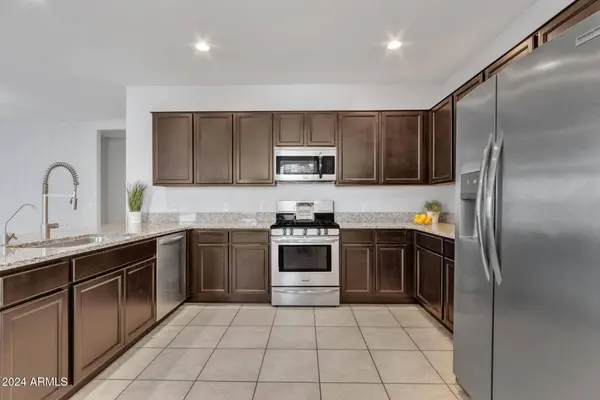 4186 W CRESCENT Road, San Tan Valley, AZ 85144