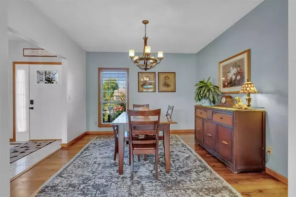 7822 Marquette DR NE, Cedar Rapids, IA 52402