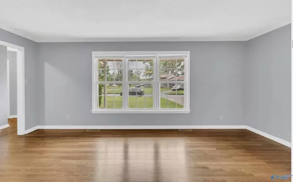 10017 Hogan Drive, Huntsville, AL 35803