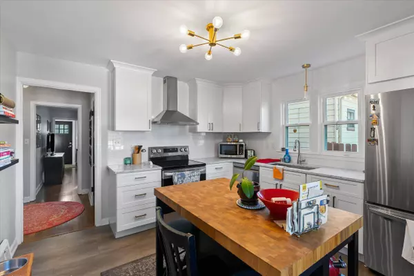 3937 S 1st Unit 3937A, Milwaukee, WI 53207