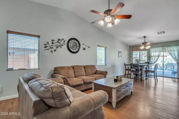 3614 E WOODSIDE Way, Gilbert, AZ 85297