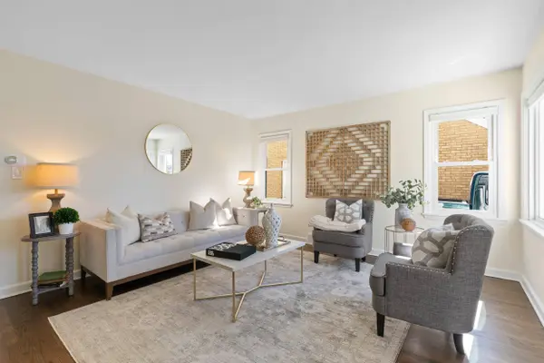 5732 N Lydell, Whitefish Bay, WI 53217